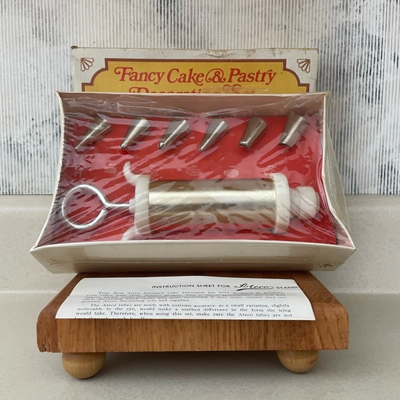 Vintage, ATECO Fancy Cake & Pastry Decorating Set, No. 701 - Picture 6 of 6